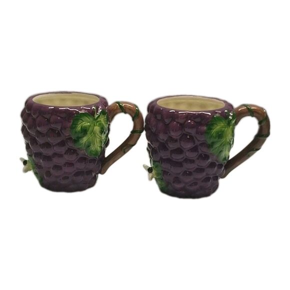 Vintage 99 Martha Stewart Large Grape Coffee Mugs Exclusive for MACY'S Bees Vine - Picture 1 of 13